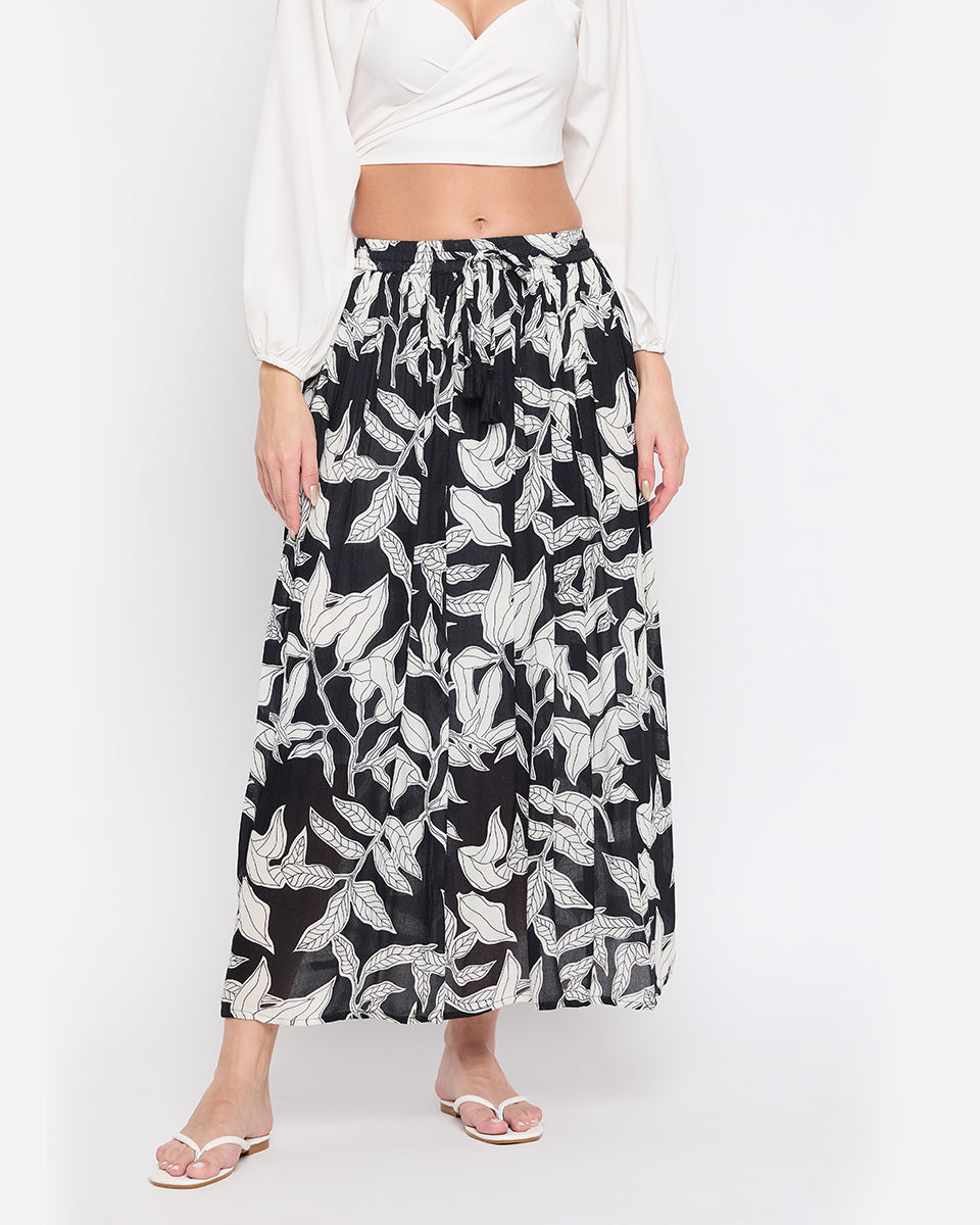 Leaf Print Black And White Rayon Crepe Floral Skirt For Women
