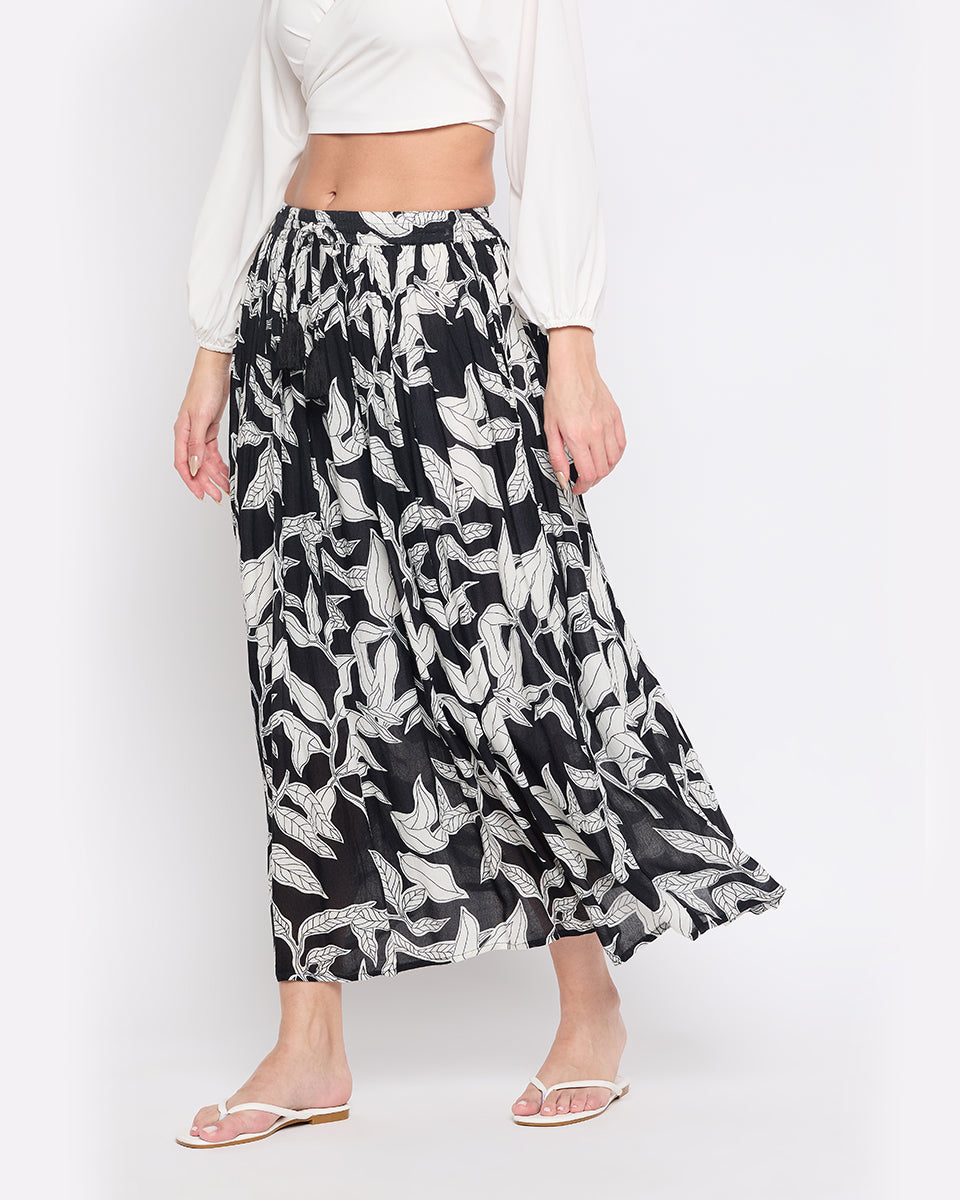 Leaf Print Black And White Rayon Crepe Floral Skirt For Women