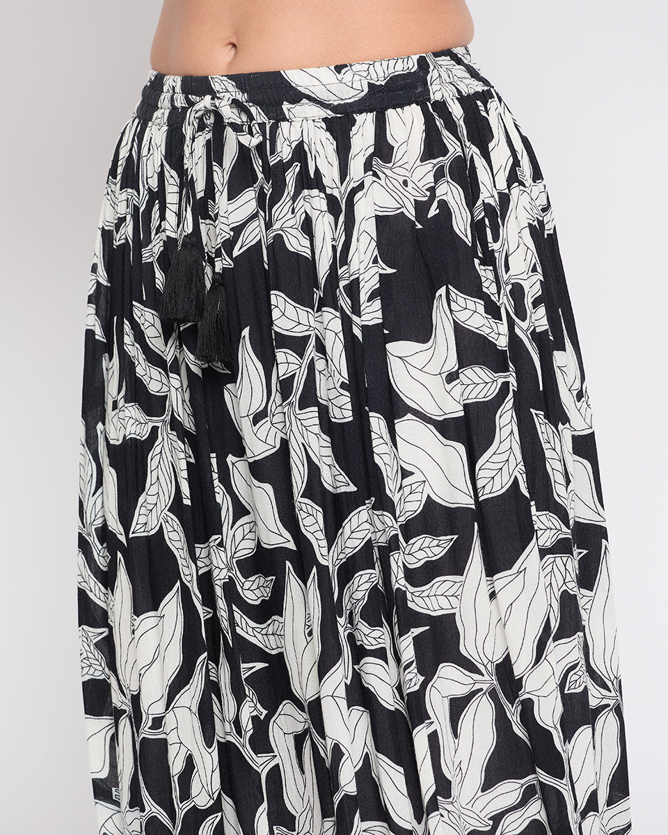 Leaf Print Black And White Rayon Crepe Floral Skirt For Women