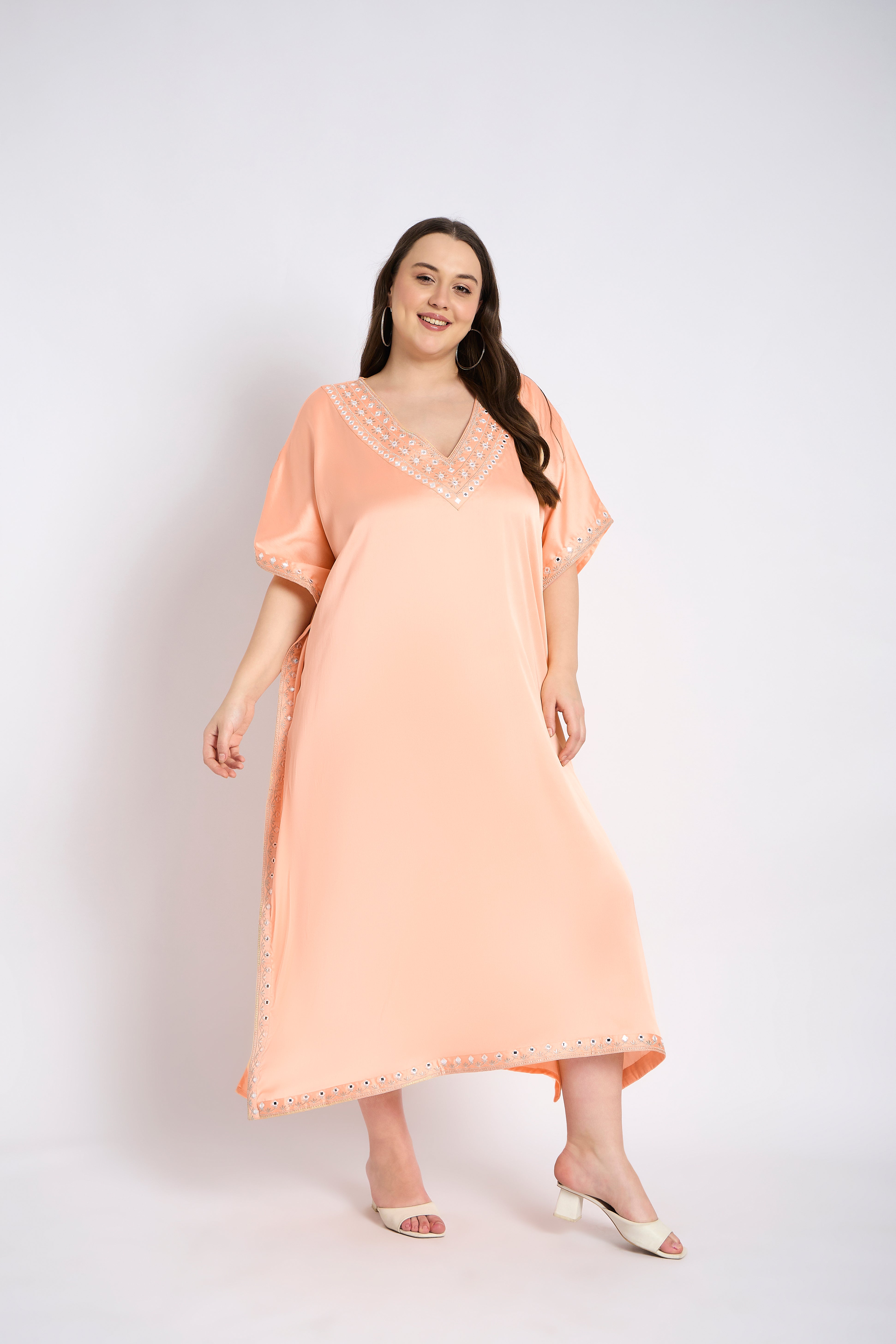 Gypsie Blu Women Elegant Plus Size Embroidery Satin Kaftan
