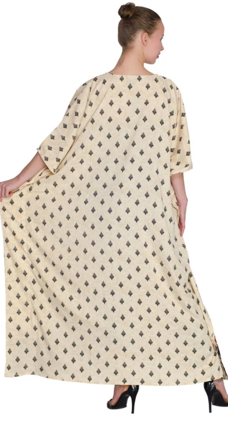 Cream Floral Medallion Polyester Plus Size Kaftan for Women 1X-3X 3/4 Sleeve | GypsieBlu
