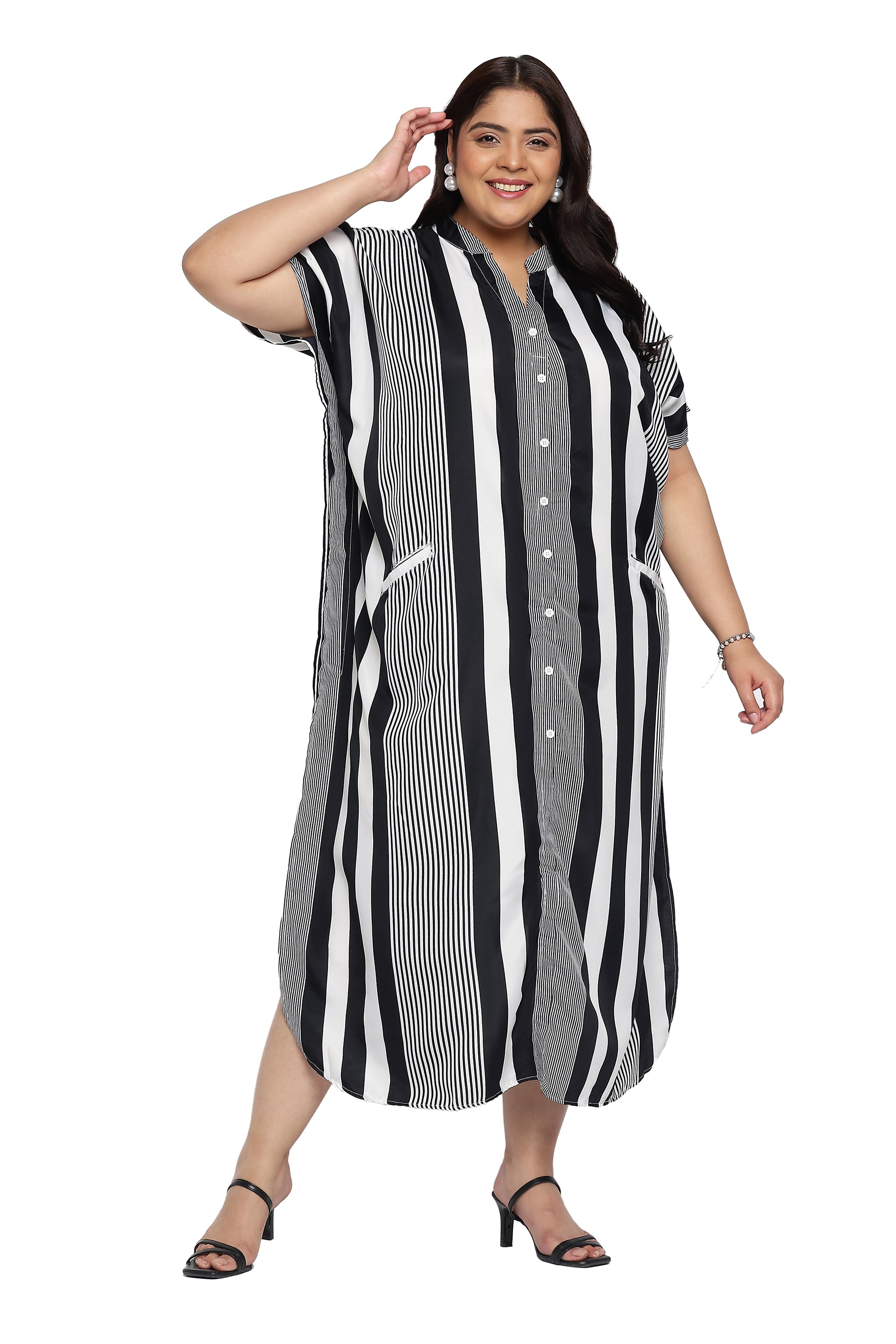 Black And White Striped Polyester Button Plus Size Kaftan For Women