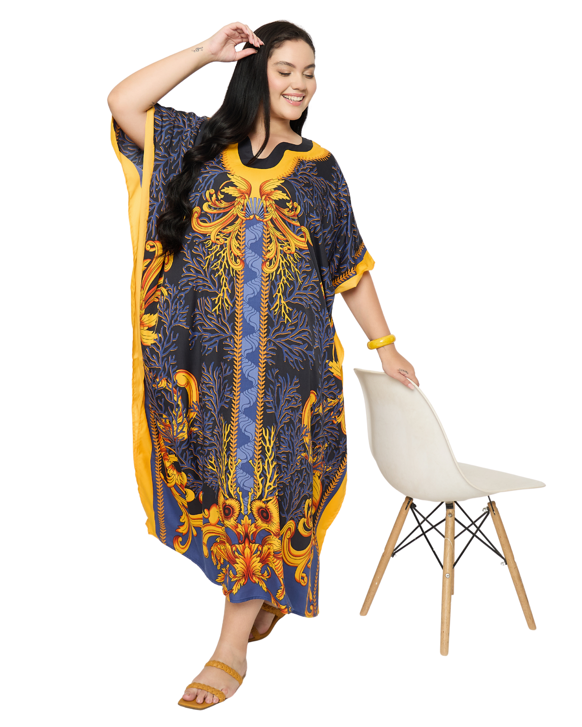 Black Baroque Print Polyester Plus Size Caftan for Women