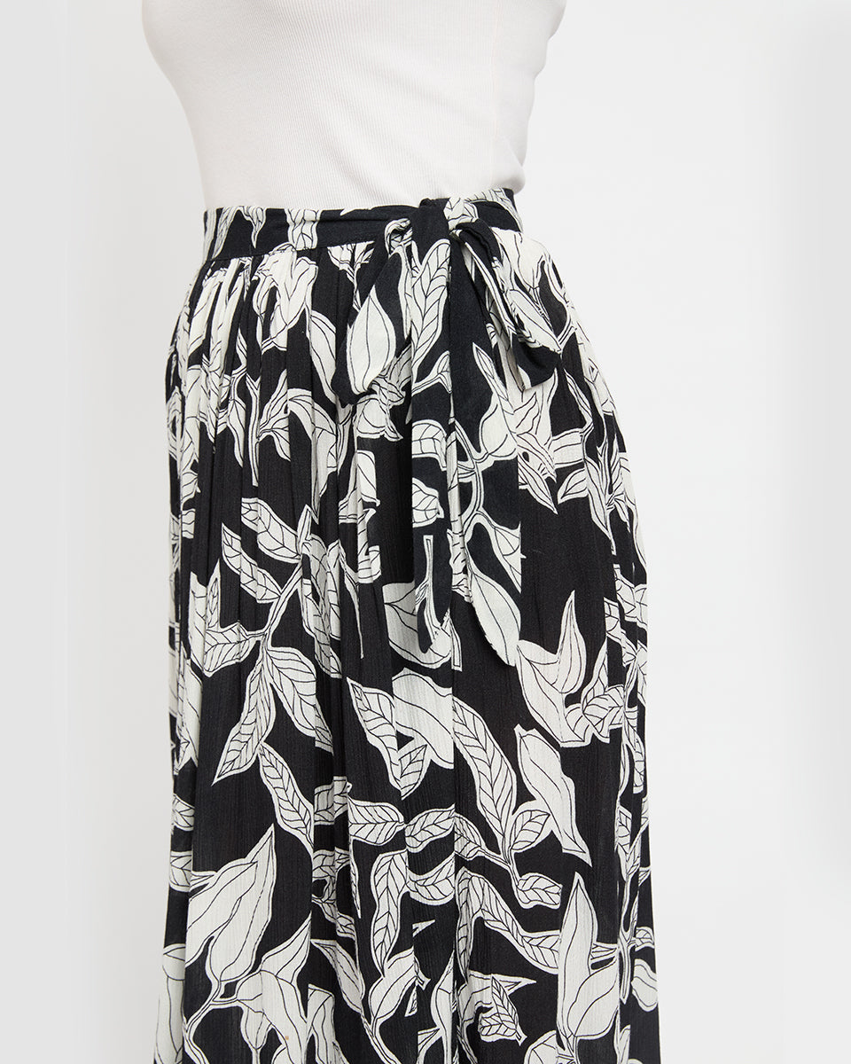 Black And White Leaf Print Side Slit Rayon Skirt For Women