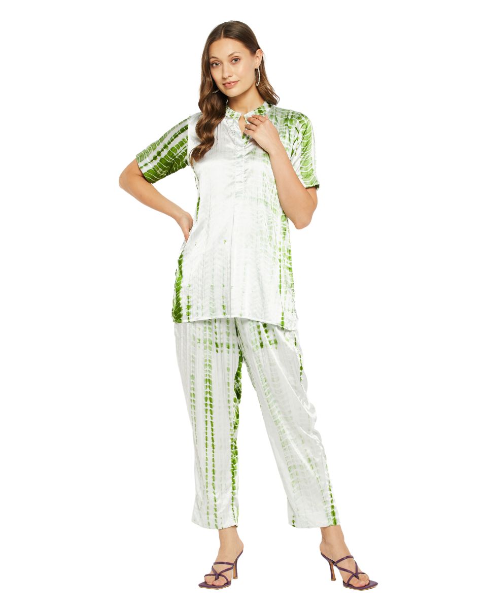 Light Green Fashion Ensemble