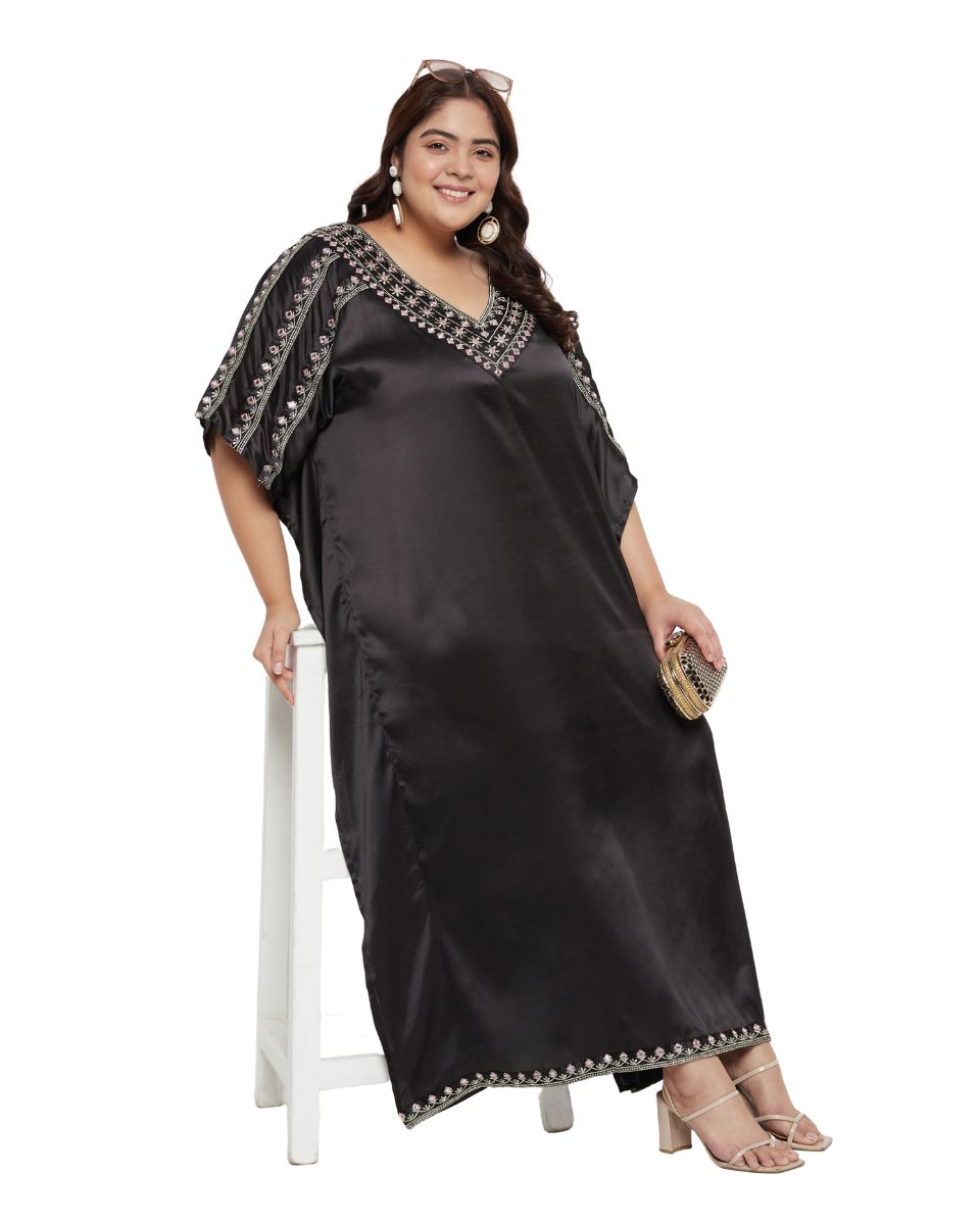 Party Dress with Embroidery Lace Black Satin Kaftan for Plus Size Women