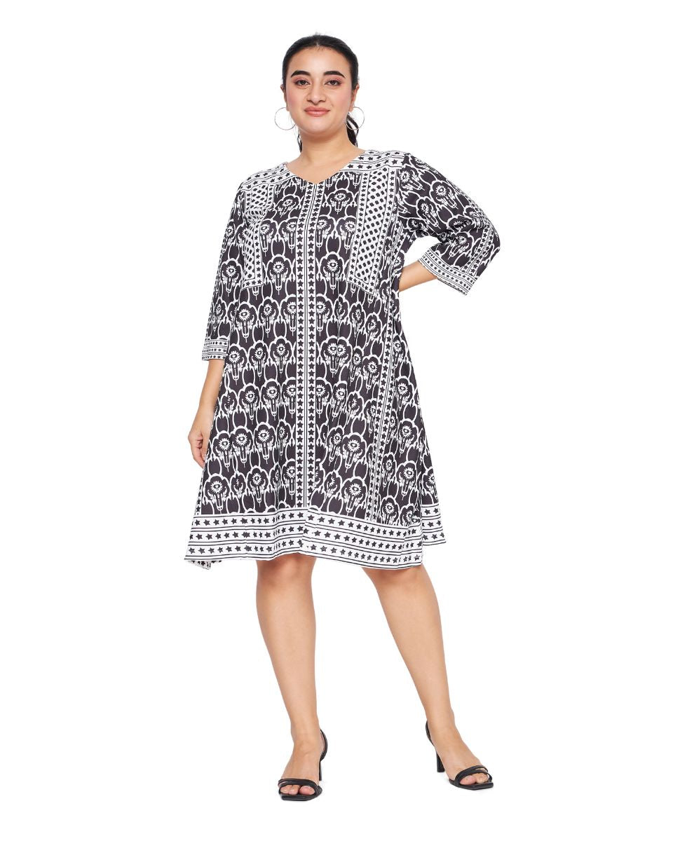 Polyester Knitted Black And White Floral Dress For Women