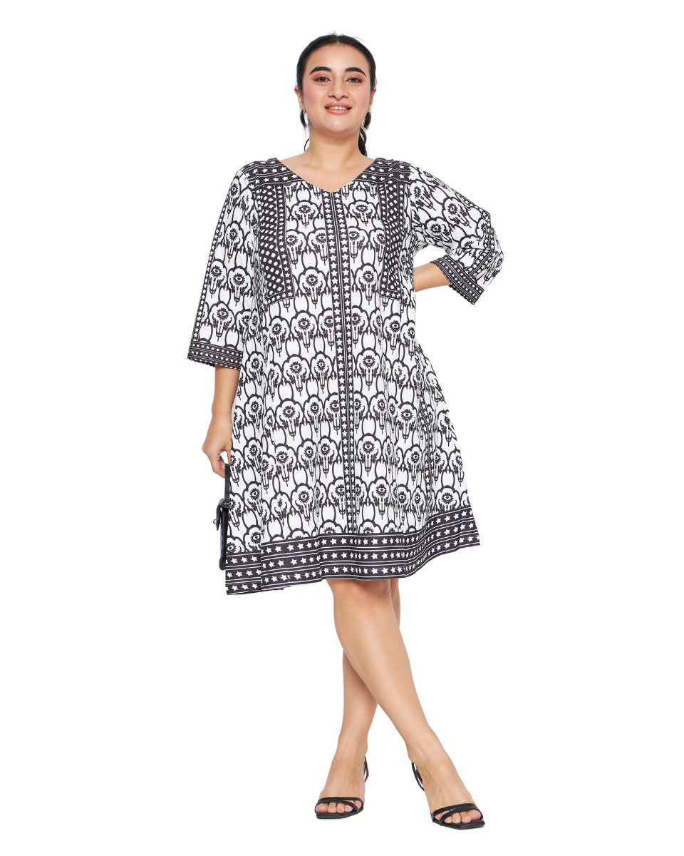 Black And White Floral Print Polyester Knitted Dress For Women