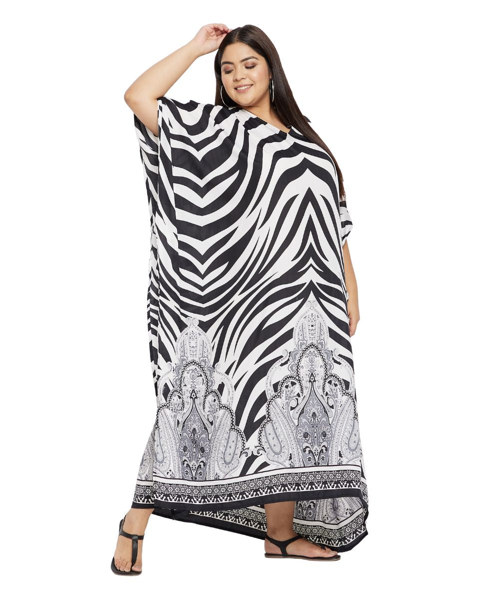 Animal Printed Black And White Polyester Kaftan Dress For plus Size Women