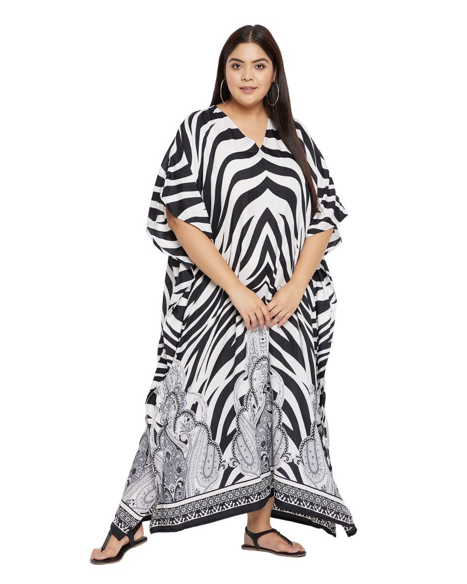 Animal Printed Black And White Polyester Kaftan Dress For plus Size Women