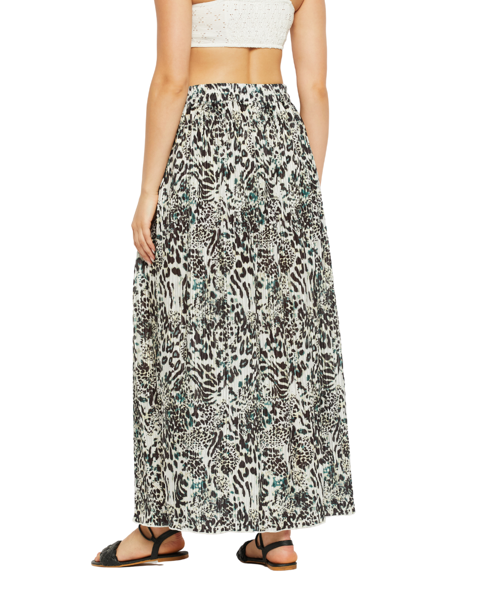 Black And White Animal Printed Pleated Lycra Long Long Skirt For Women