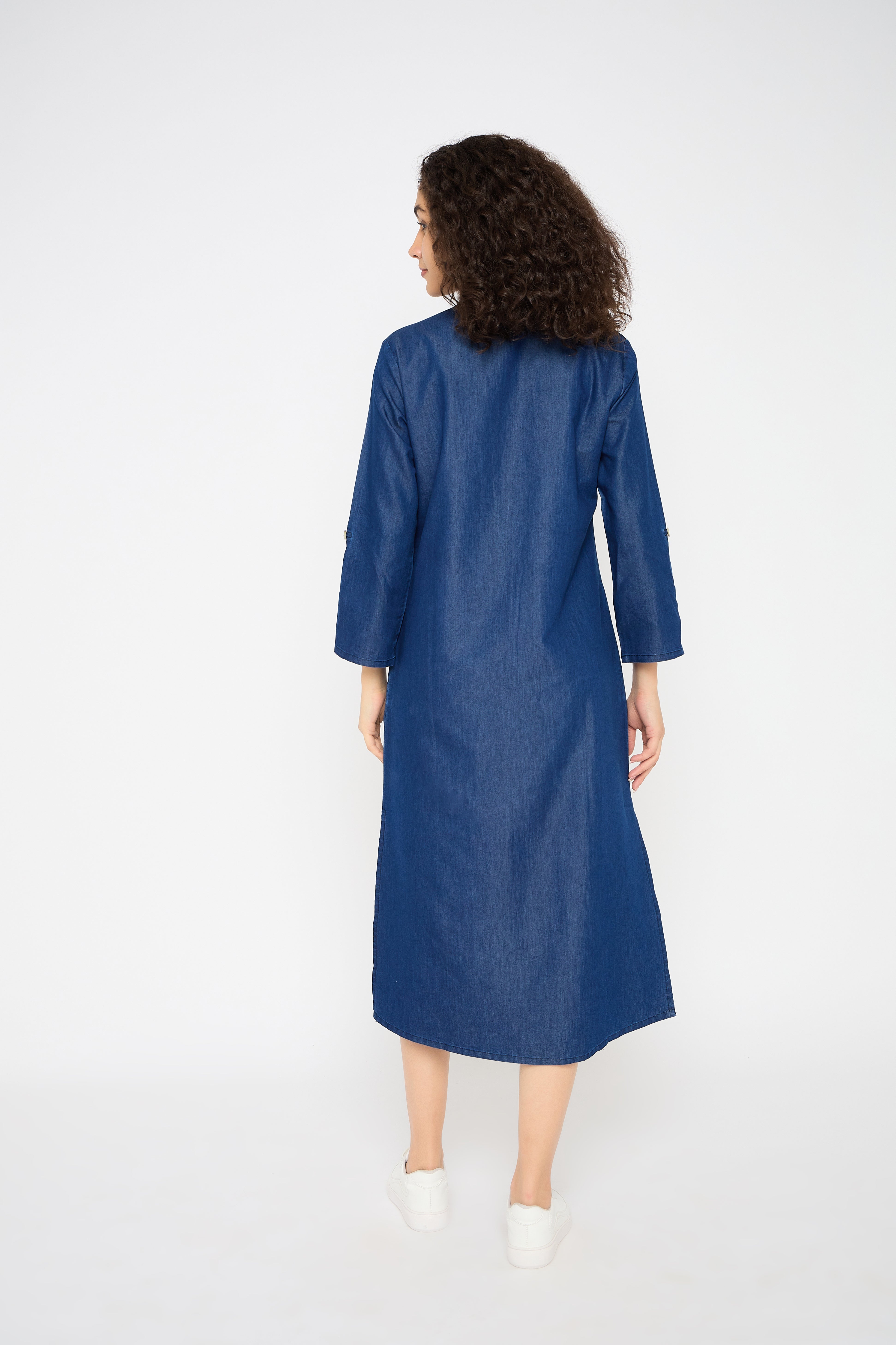 Blue Denim Women Round Neck Denim Dress with Pockets