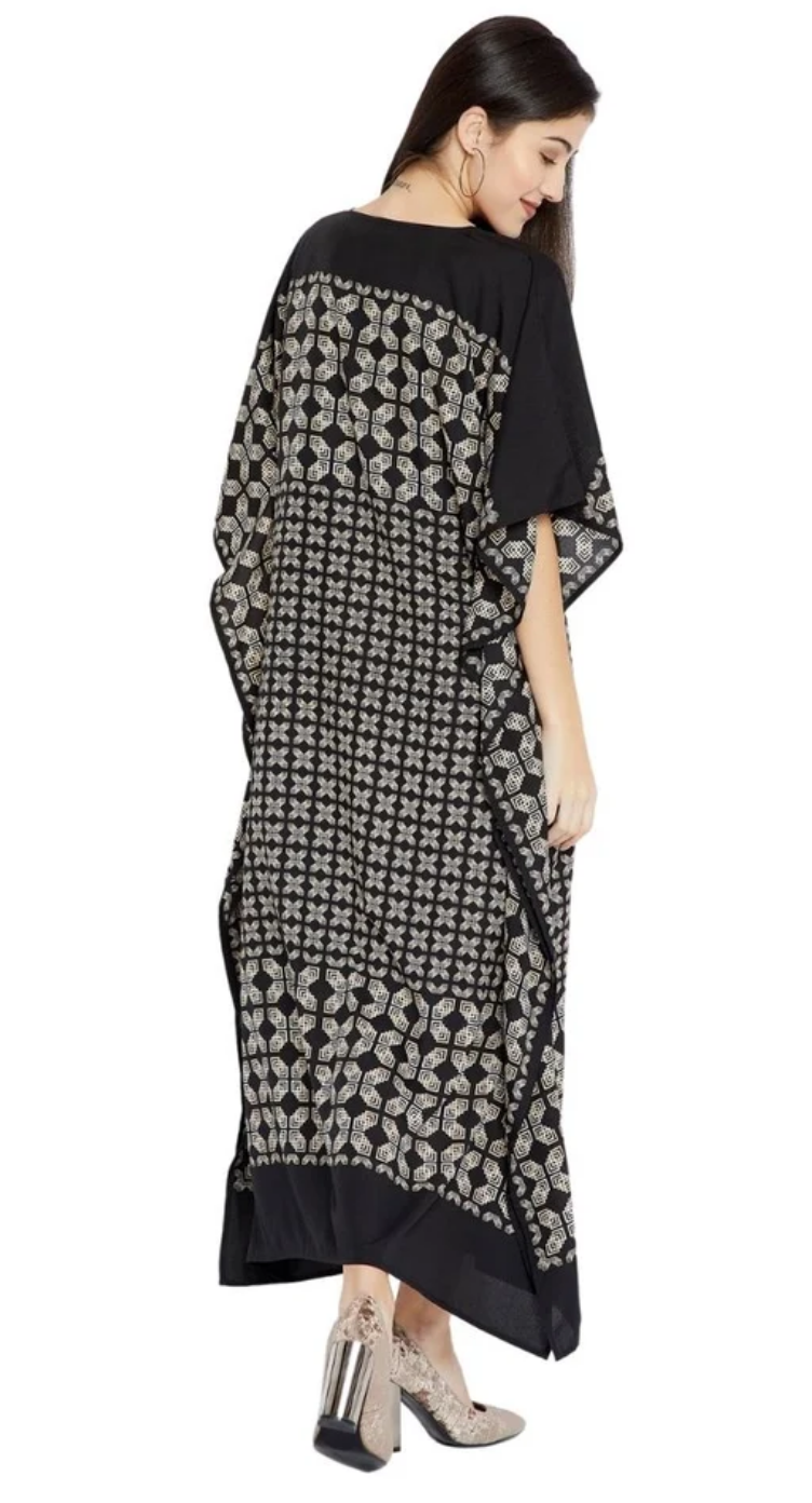 Gray Geometric Floral Polyester Plus Size Kaftan for Women 1X-3X | GypsieBlu