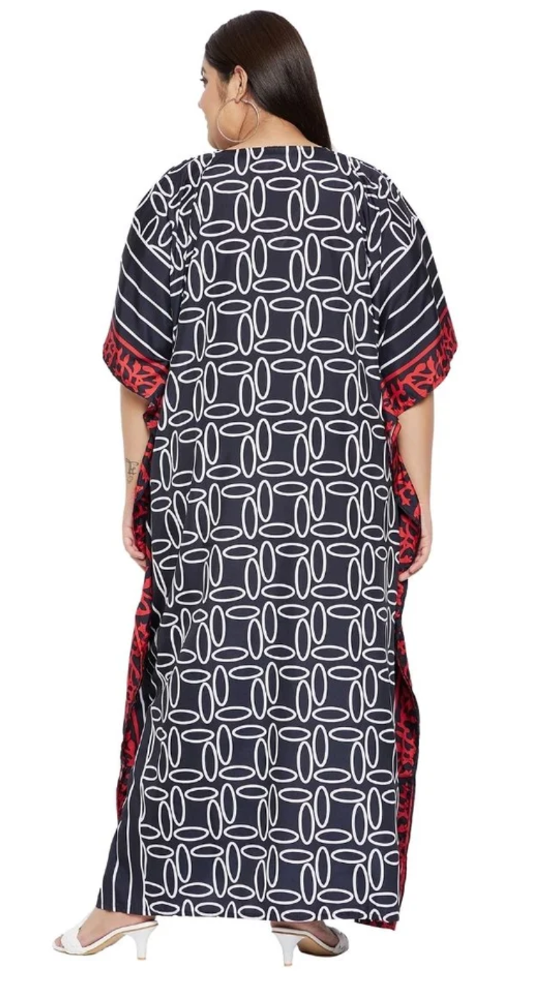 Black Geometric Link Polyester Plus Size Kaftan for Women 1X-3X | GypsieBlu