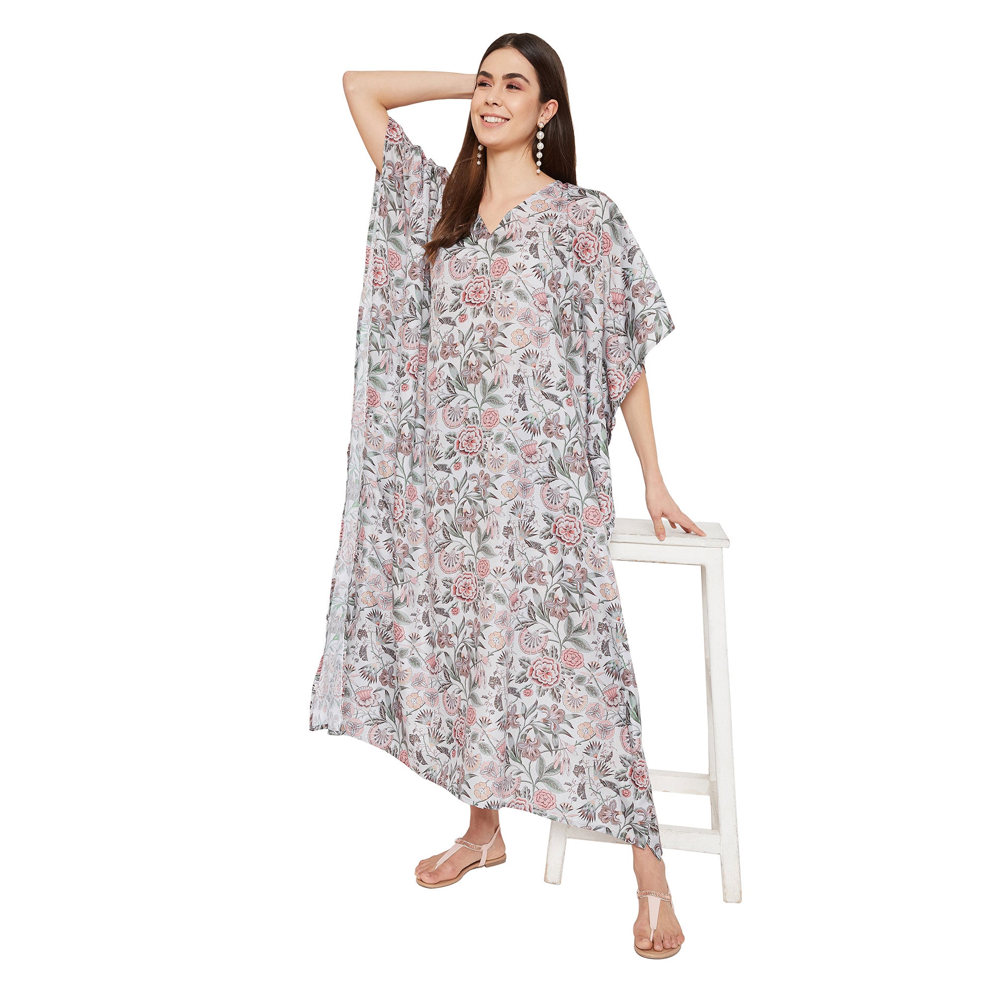 Floral Polyester Resort Wear Kaftan For Plus Size Women