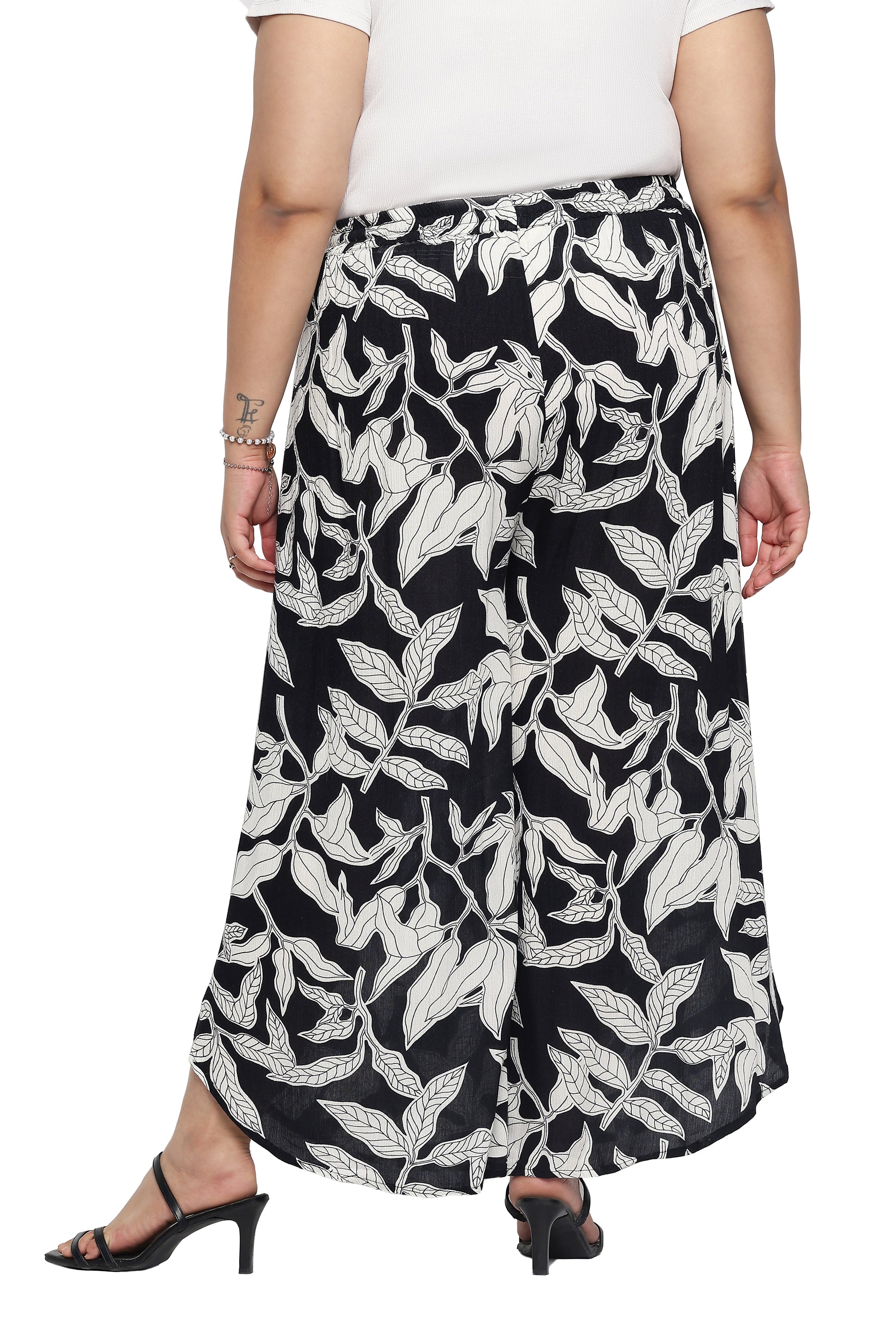 Leaf Print Black And White Rayon Crepe Pant For Women