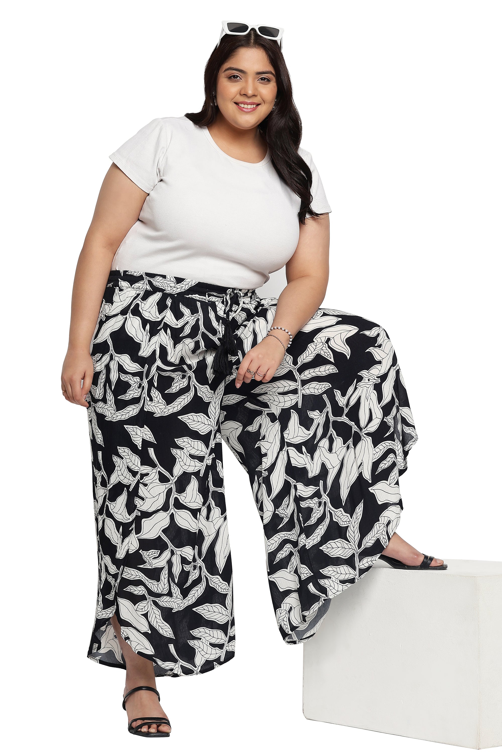 Leaf Print Black And White Rayon Crepe Pant For Women