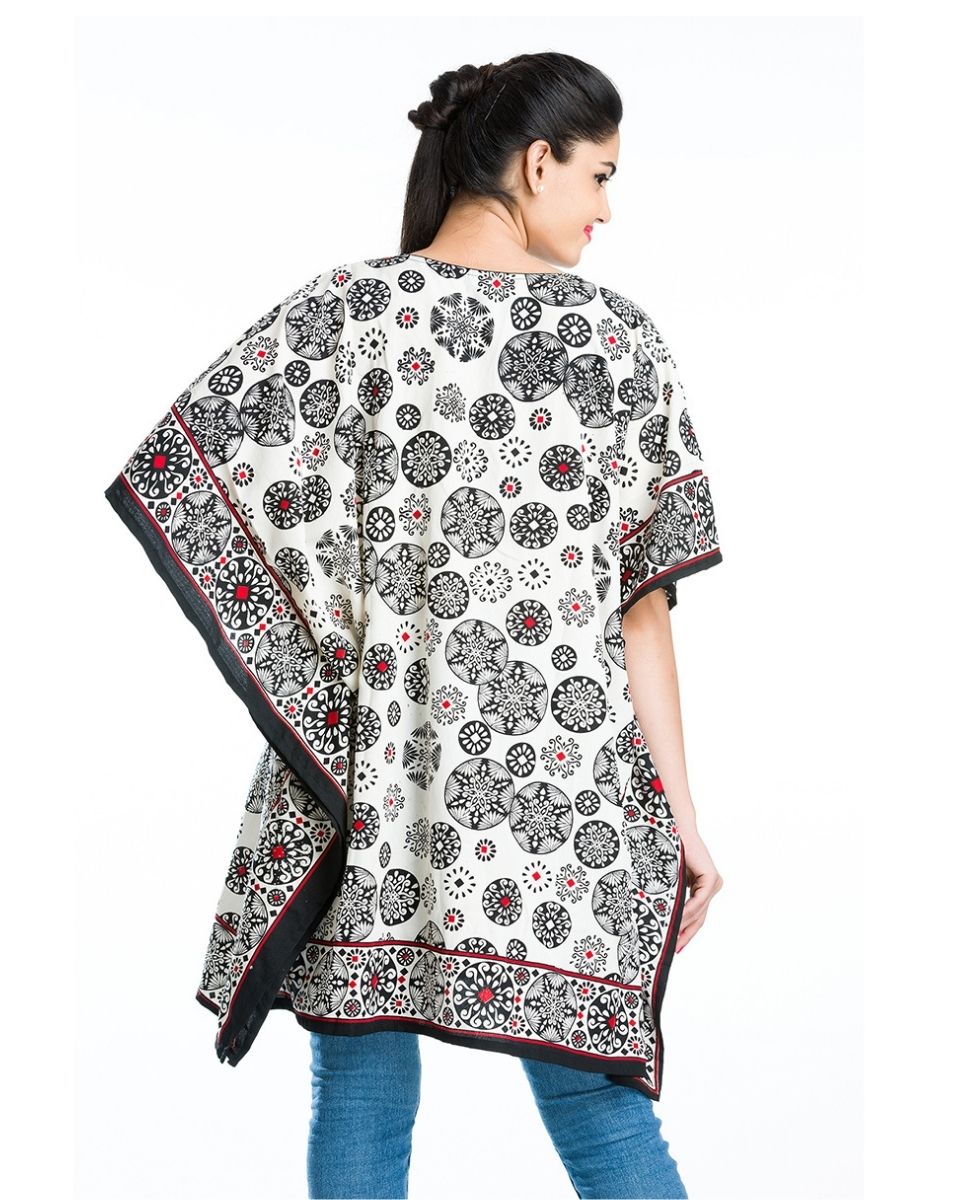 Black And White Abstract Printed Polyester Plus Size Tunic For Women