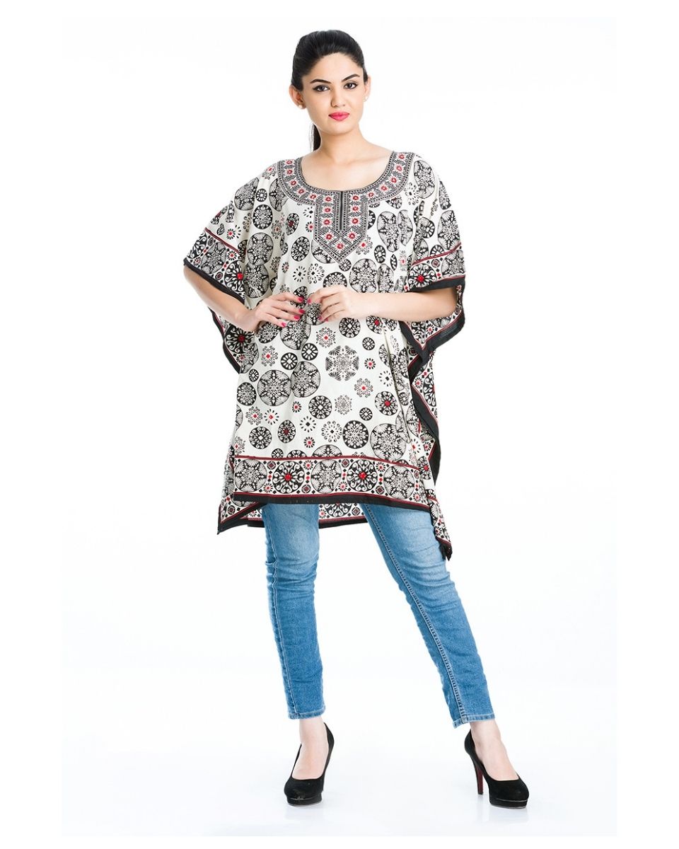 Black And White Abstract Printed Polyester Plus Size Tunic For Women