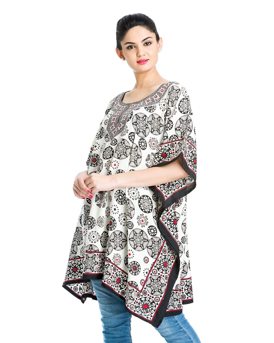 Black And White Abstract Printed Polyester Plus Size Tunic For Women