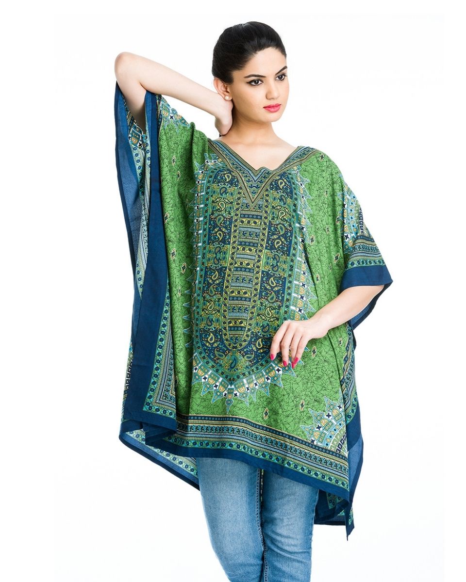 Green Paisley Print Polyester Resort Wear Tunic For Plus Size Women