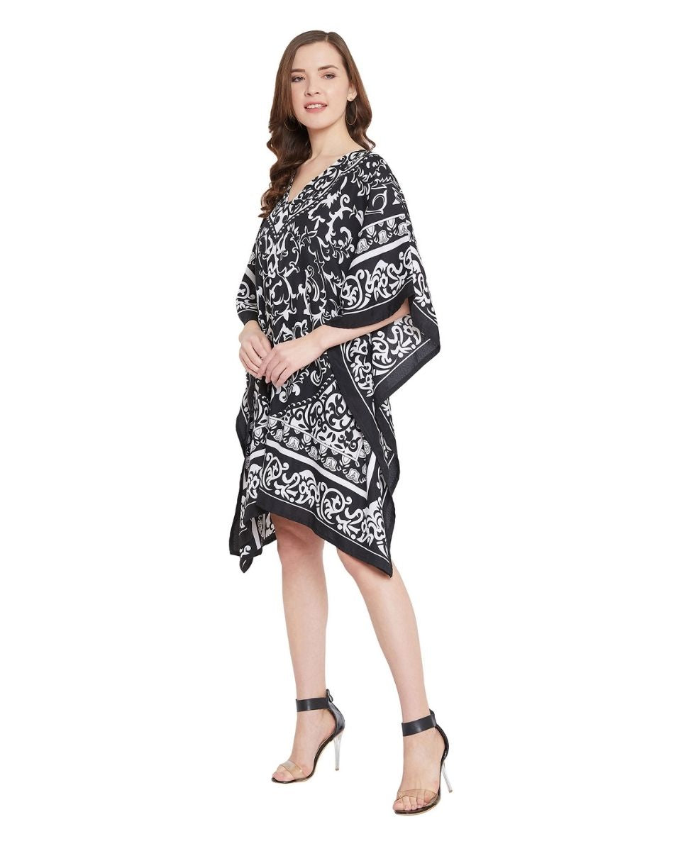 Floral Print Black Polyester Tunic For Plus Size Women