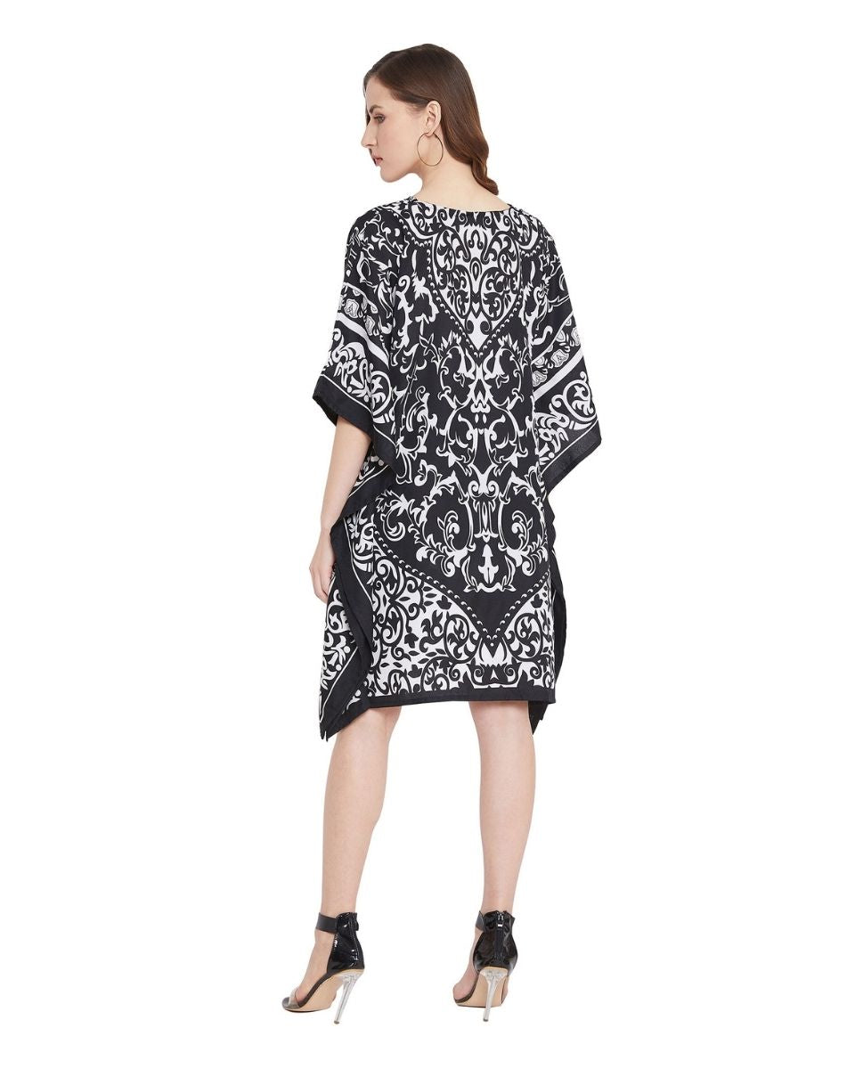 Floral Print Black Polyester Tunic For Plus Size Women