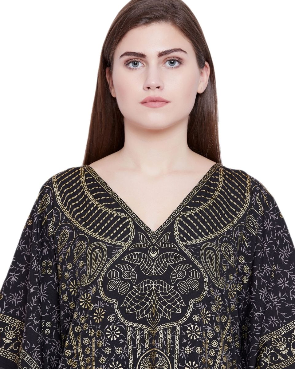 Black Polyester Resort Wear Plus Size Tunics For Women