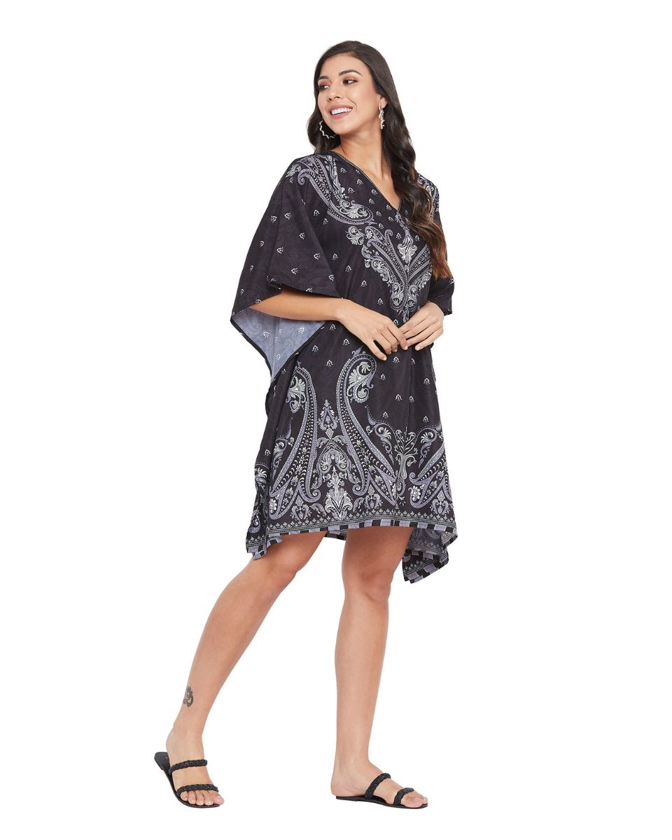 Black Paisley Pattern One Size Tunic For Plus Size Women