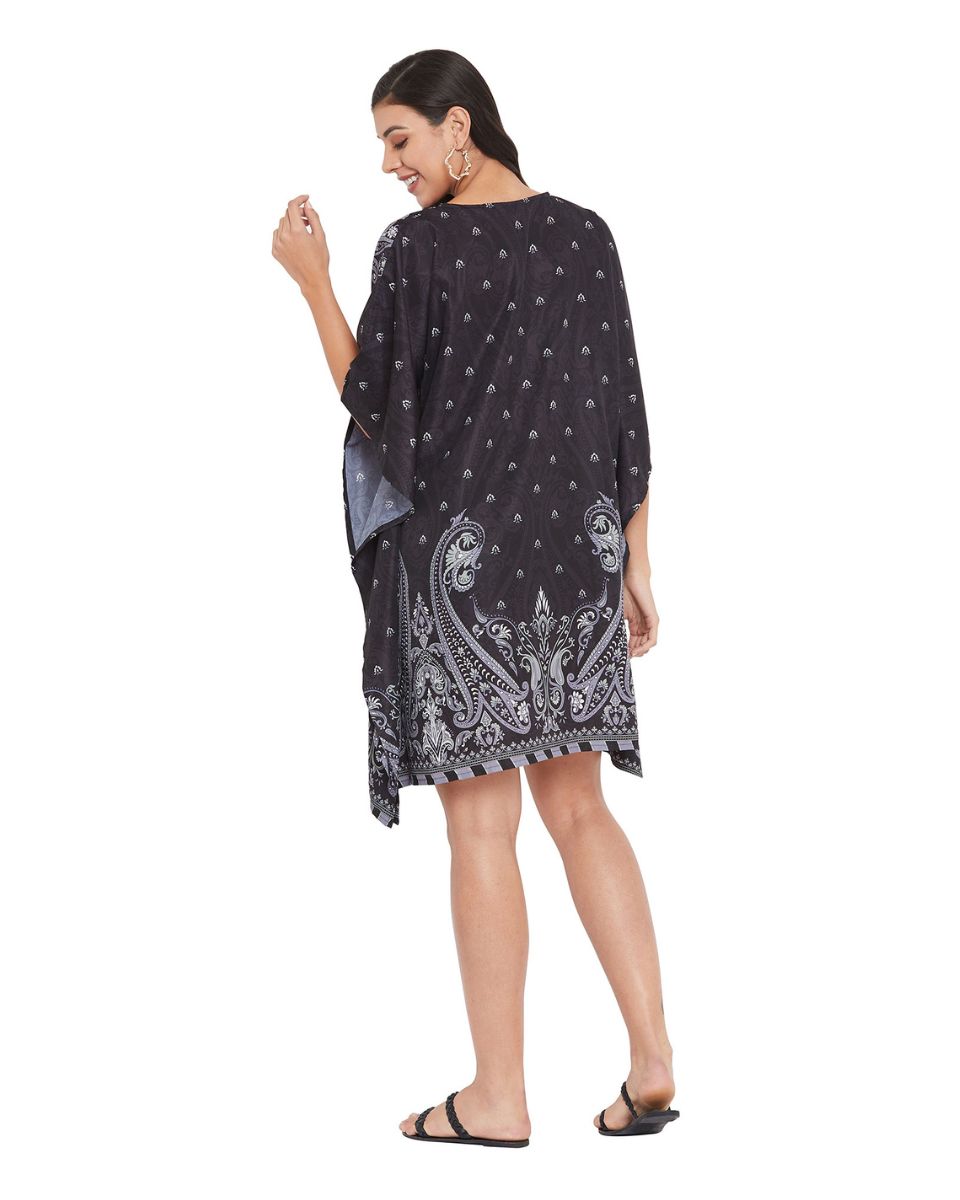 Black Paisley Pattern One Size Tunic For Plus Size Women