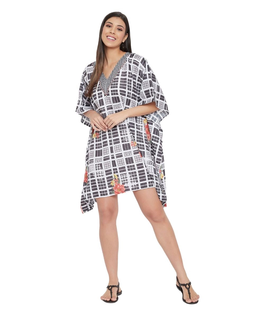 Short Polyester Kimono Sleeve Plus Size Tunic For Women