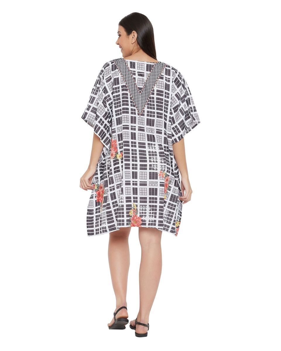 Short Polyester Kimono Sleeve Plus Size Tunic For Women