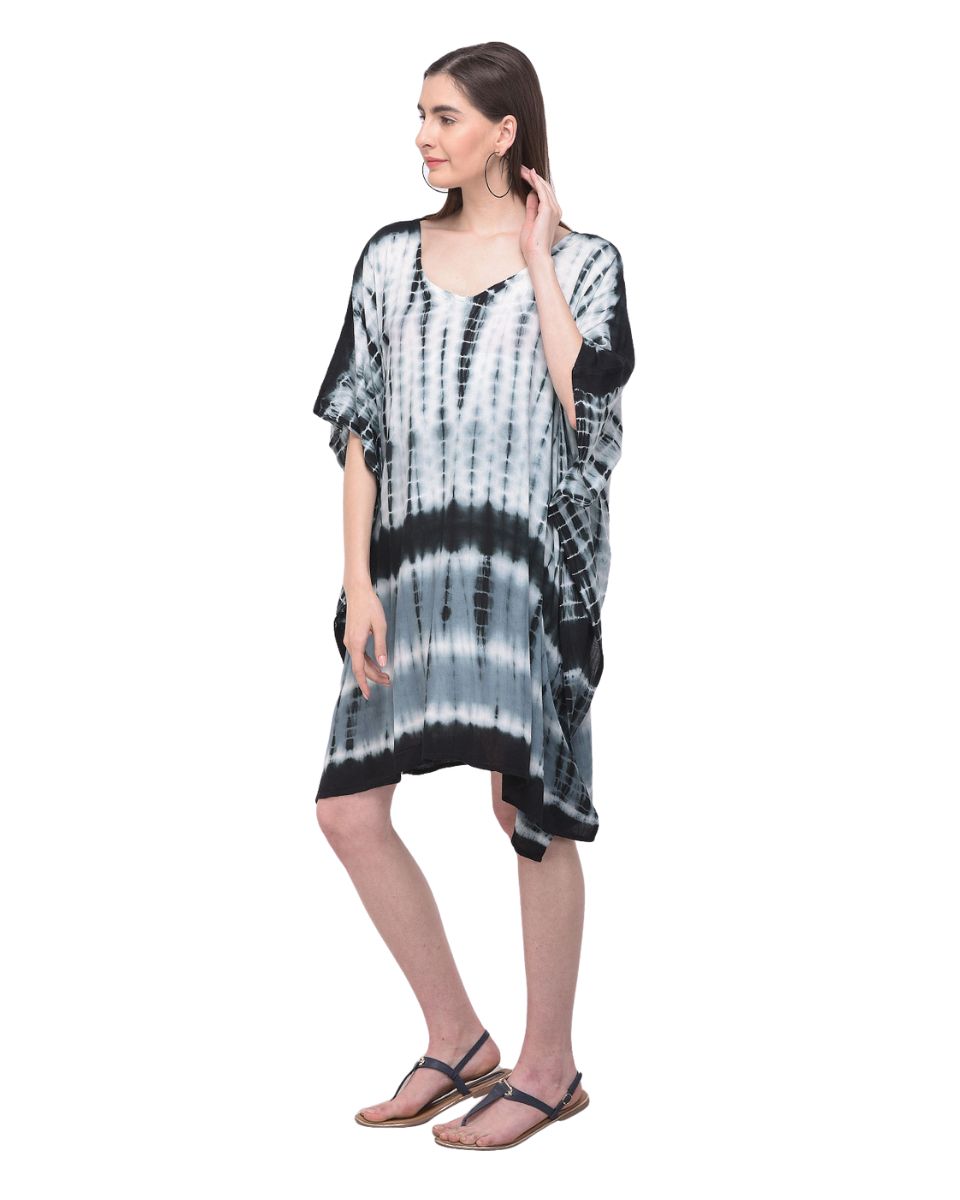 Black Geometric Stripes Tie Dye Plus Size Tunic For Women