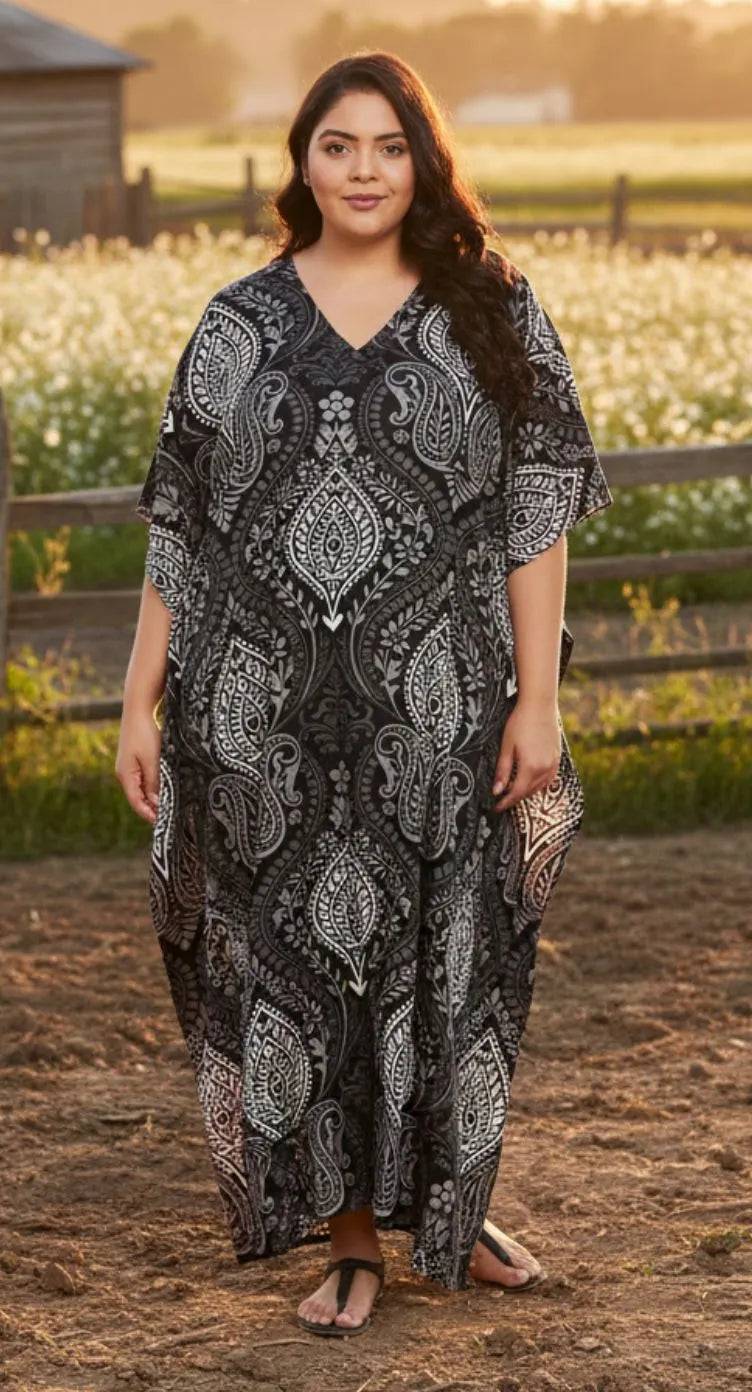 Black and white paisley damask medallion print plus size kaftan with V-neck