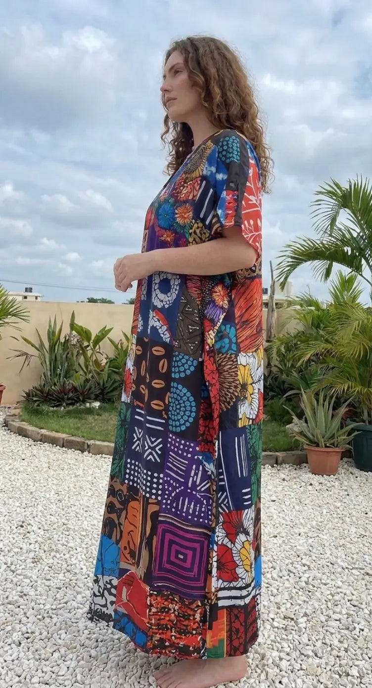 Multicolor Geometric Plus Size Kaftan for Women — detail view