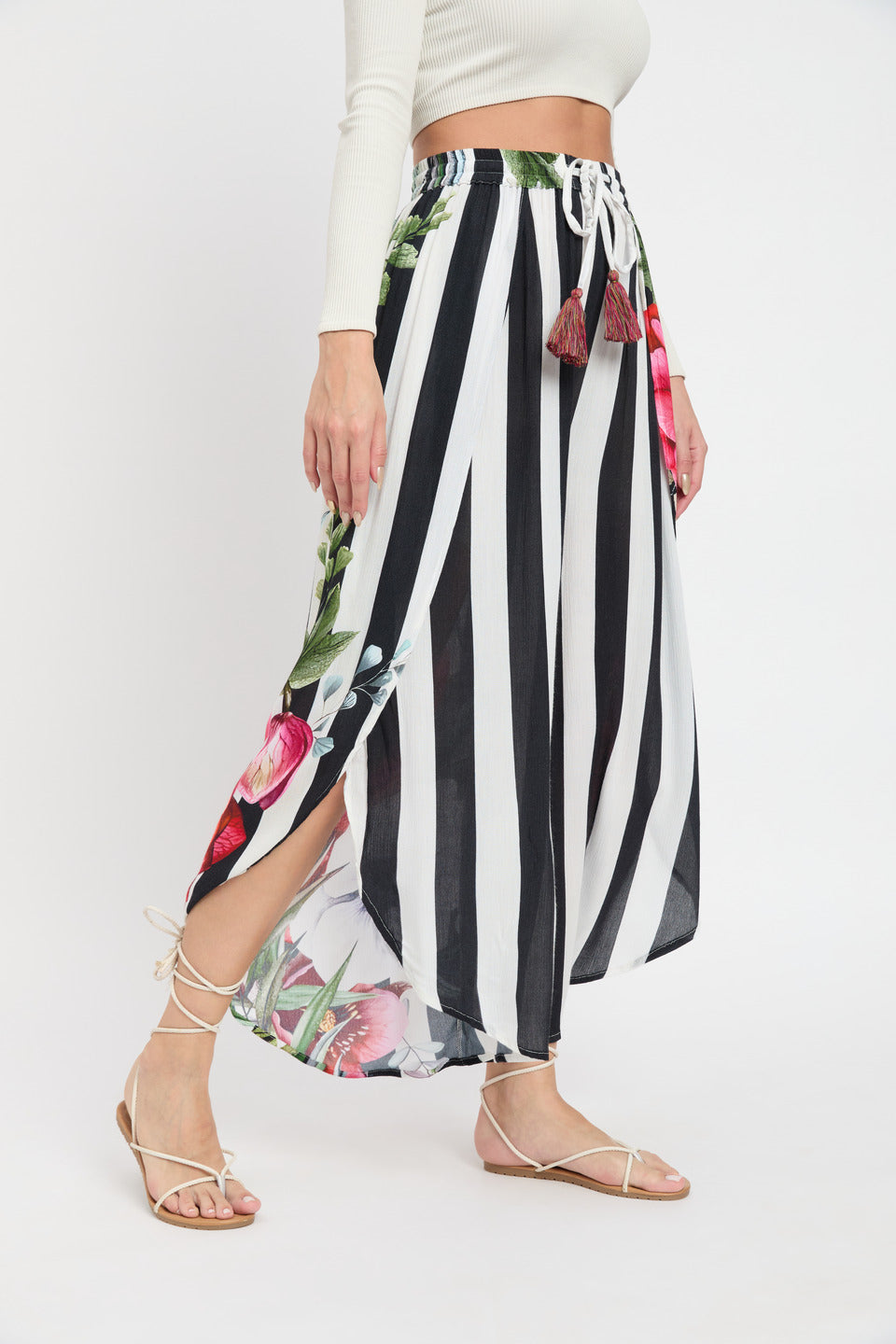 Black And White Strip Floral Print Rayon Crepe Bottom Pant For Women