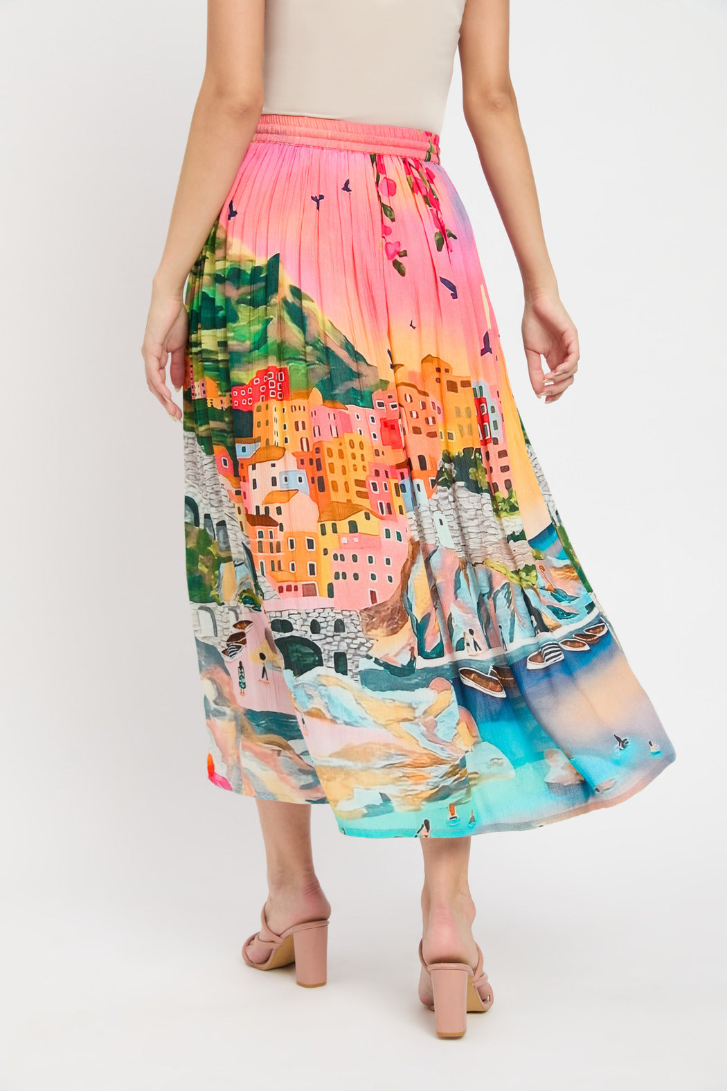 Multi-color alluring printed rayon crepe skirt for women