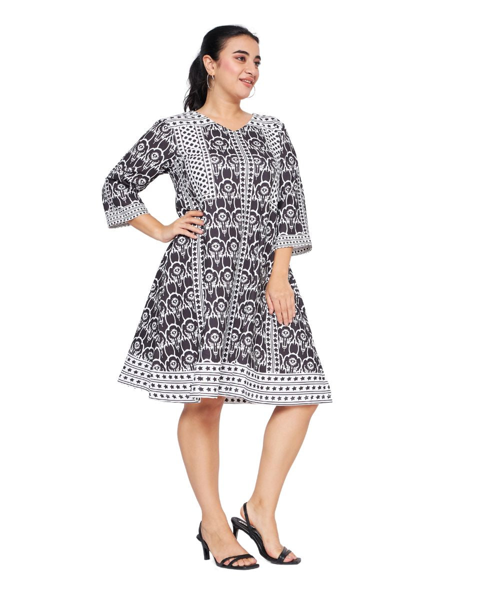 Floral Printed Black and White Polyester Knitted Women Dress
