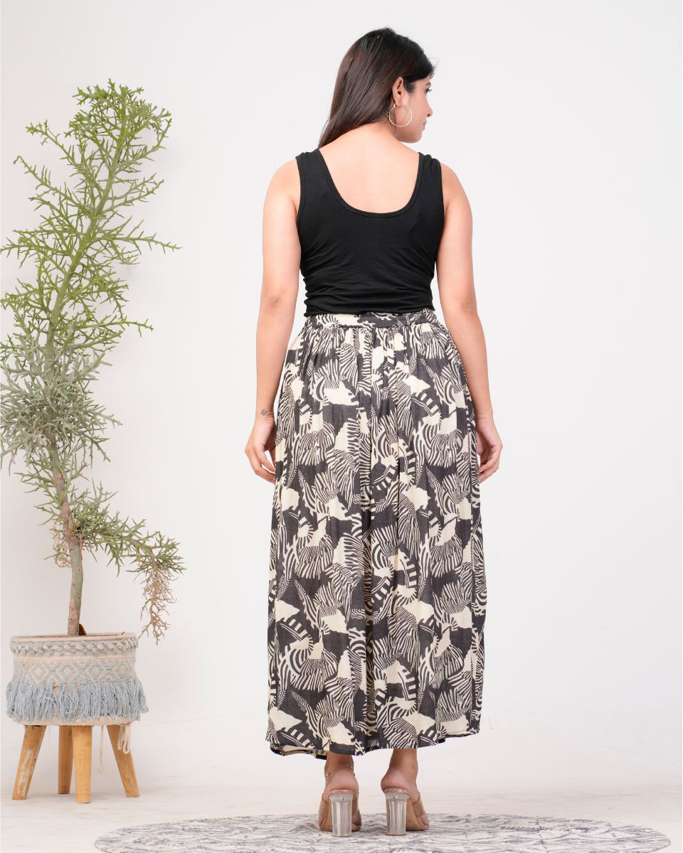 Abstract Printed Black And Beige Rayon Crepe Skirt For Women